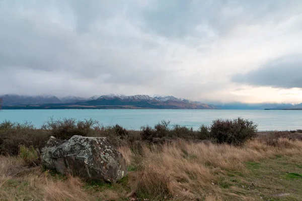 Photograph Lake Pukaki Early Morning Cloudy Day Snow Capped Mountains — Stock Photo, Image