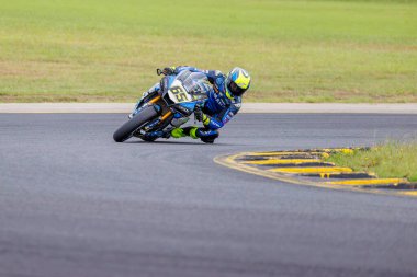 SYDNEY, NEW SOUTH WALES, AUSTRALIA - 28 Mart 2025: Avustralya Sydney Motorsport Park 'ta Avustralya Superbike Şampiyonası' nın 2. turunda Yamaha 'da Sürücü Cru Halliday.