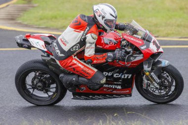 SYDNEY, NEW SOUTH WALES, AUSTRALIA - 29 Mart 2025: Broc Pearson Avustralya 'nın Sidney Motor Parkı' nda Avustralya Superbike Şampiyonası 'nın 2. raundunda Ducati' de.