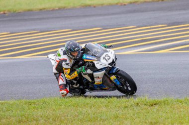 SYDNEY, NEW SOUTH WALES, AUSTRALIA - 29 Mart 2025: Avustralya 'daki Sydney Motor Parkı' nda Avustralya Superbike Şampiyonası 'nın 2. turunda Anthony West Yamaha' da.