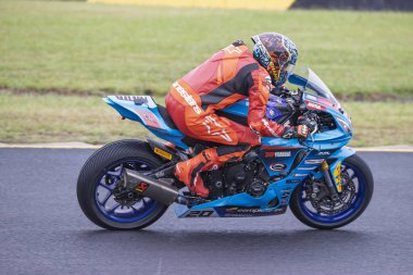 SYDNEY, NEW SOUTH WALES, AUSTRALIA - 29 Mart 2025: Jonathan Nahlous Avustralya 'nın Sidney Motor Parkı' nda Avustralya Superbike Şampiyonası 'nın 2. turunda Yamaha' da.