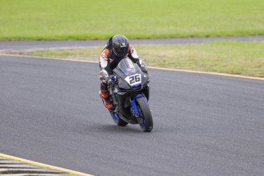 SYDNEY, NEW SOUTH WALES, AUSTRALIA - 29 Mart 2025: Avustralya 'daki Sydney Motorsport Park' ta Avustralya Superbike Şampiyonası 'nın 2. raundunda Yamaha' da Sean Condon.