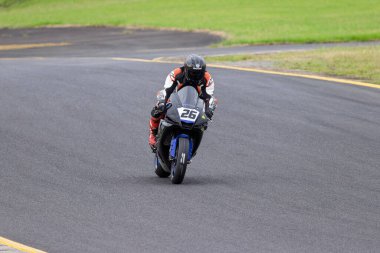 SYDNEY, NEW SOUTH WALES, AUSTRALIA - 29 Mart 2025: Avustralya 'daki Sydney Motorsport Park' ta Avustralya Superbike Şampiyonası 'nın 2. raundunda Yamaha' da Sean Condon.