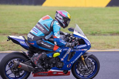 SYDNEY, NEW SOUTH WALES, AUSTRALIA - 29 Mart 2025: Avustralya Sidney Motor Parkı 'nda Avustralya Superbike Şampiyonası' nın 2. turunda Yamaha 'da Paul Linkenbagh.