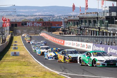 BATHURst, New South Wales, AUSTRALYA - 20 Nisan 2025: Todd Hazelwood, Bathurst, NSW, Avustralya 'daki Panorama Yarış Pisti' nde Trico National TransAm serisinin 2..