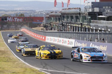 BATHURST, NEW SOUTH WALES, AUSTRALYA - 20 Nisan 2025: Mark Crutcher, Bathurst, NSW, Avustralya 'daki Panorama Yarış Pisti' nde Trico National TransAm Serisi 'nin 2. yarışında Ford Mustang' da..