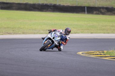 SYDNEY, NEW SOUTH WALES, AUSTRALIA - 28 Mart 2025: Marcus Hamod Avustralya 'nın Sidney Motorsport Park, NSW, Avustralya' da Motorsiklet Motorsikleti Süperspor serisinde Honda 'da antrenman yaparken.