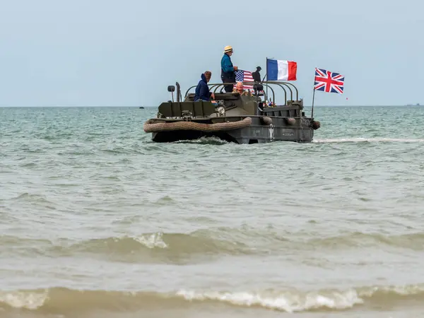 stock image Normandy, France - June 8, 2024: Amphibious American GMC DUKW amphibious vehicle in the water, reenactment of the Allied landing in Normandy 