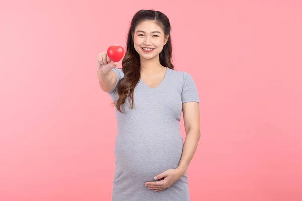 Cierre Dedo Mujer Embarazada Sosteniendo Vientre Haciendo Formación Corazón Para —  Fotos de Stock