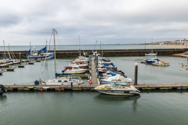 Bridlington, İngiltere 'nin Yorkshire eyaletinde Kuzey Denizi kıyısında yer alan bir sahil kasabasıdır..