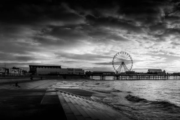 Blackpool Ferris Wheel Sur Jetée Coucher Soleil — Photo