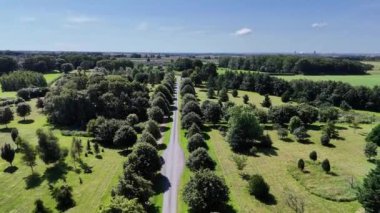 Burton Polis Memuru Holiday Park ve Botanik İnsansız Hava Aracı görüntüsü 4K