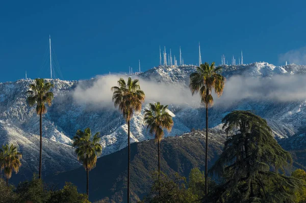 Góry San Gabriel Ostatniej Burzy Południowej Kalifornii Patrząc Północ Pasadeny — Zdjęcie stockowe