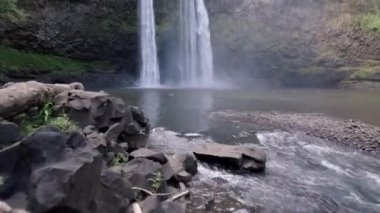 Wailua Şelalesinin insansız hava aracı Kauai, Hawaii