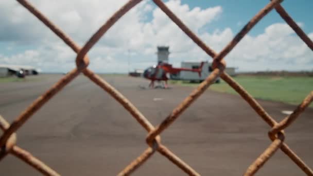 Hubschrauberrundflug Auf Dem Flughafen Von Hawaii — Stockvideo