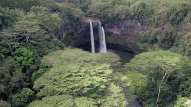 Wailua Şelalesinin insansız hava aracı Kauai, Hawaii