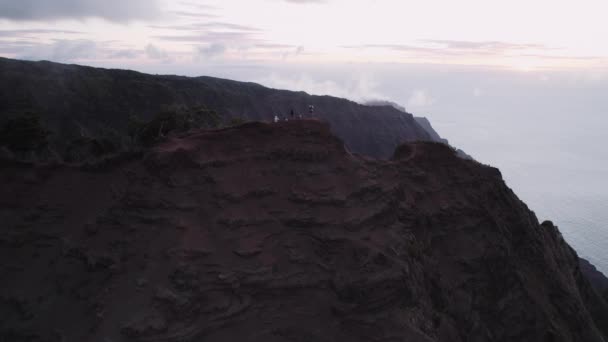 位于夏威夷考艾岛的Na Pali海岸州立公园的空中日落 — 图库视频影像