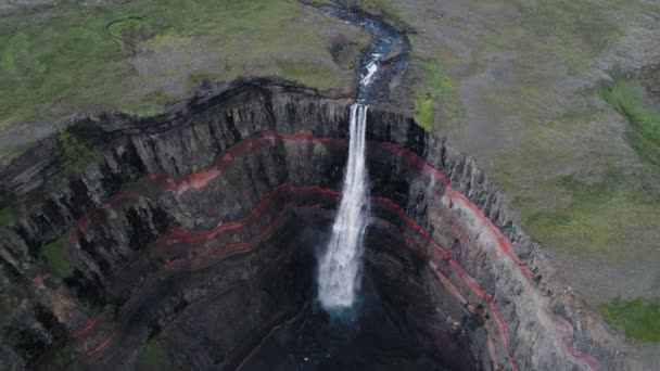 Avión Tripulado Cascada Hengifoss Islandia — Vídeo de stock