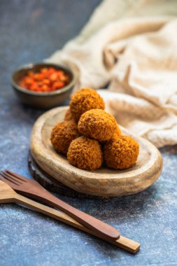 Bitterballen Hollanda 'da bir yiyecek türüdür.. 