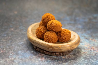 Bitterballen Hollanda 'da bir yiyecek türüdür.. 