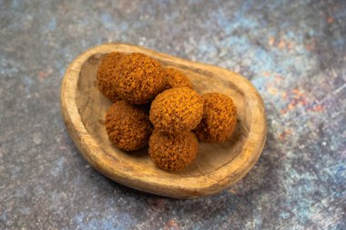 Bitterballen Hollanda 'da bir yiyecek türüdür.. 