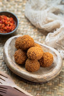 Bitterballen Hollanda 'da bir yiyecek türüdür.. 