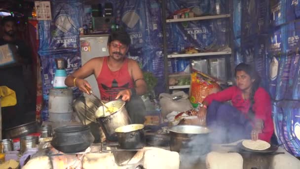 Nagpur Maharashtra India Enero 2023 Gente Haciendo Cocinando Alimentos Frescos — Vídeo de stock