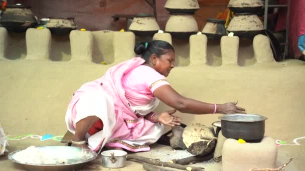 Nagpur Maharashtra India Januari 2023 Vrouw Die Vers Voedsel Maakt — Stockvideo
