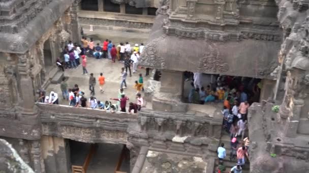 Aurangabad Maharashtra India June 2022 Tourists Enjoying View Ancient Cave — 图库视频影像