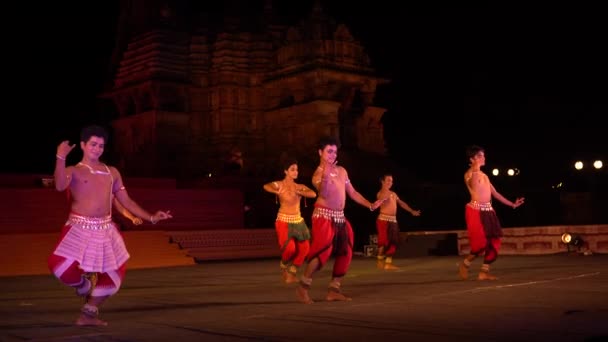 Khajuraho India Febrero 2022 Bailarines Realizan Danza Clásica Durante Festival — Vídeos de Stock