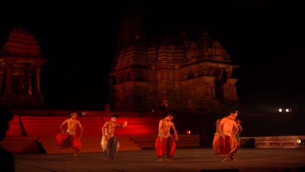 Khajuraho India Febrero 2022 Bailarines Realizan Danza Clásica Durante Festival — Vídeo de stock