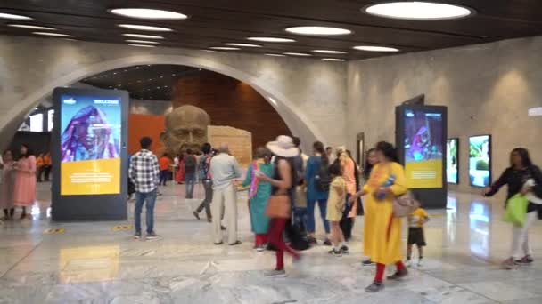 Narmada Gujarat India Marzo 2022 Turistas Museo Galería Dentro Estatua — Vídeo de stock