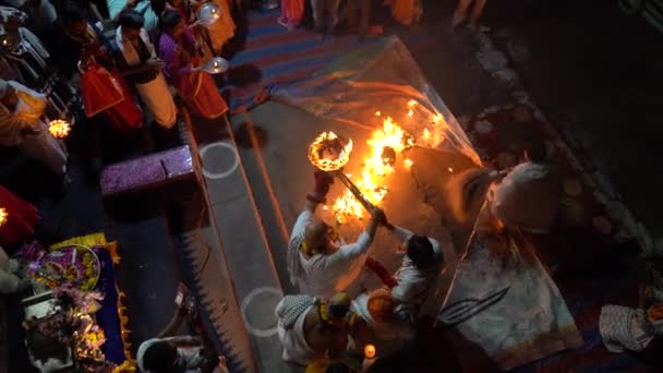 Vrindavan India September 2022 Hindu People Performs Yamuna Aarti Ritual — Stock Video