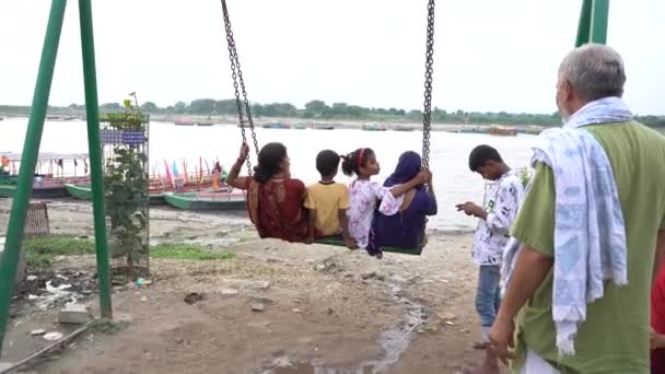 Vrindavan India Septiembre 2022 Vista Del Río Yamuna Desde Barco — Vídeo de stock