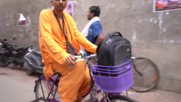 Вриндаван Индия Сентября 2022 Года Местный Рынок Торговцы Преданные Улицах — стоковое видео