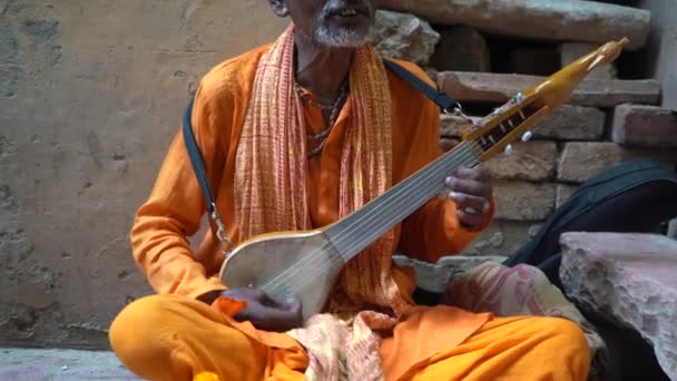 Vrindavan India March 2017 Садху Грає Пісні Kirtan Вулиці Вріндавана — стокове відео