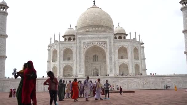 Agra Uttar Pradesh Ινδια Αυγουστου 2022 Τουρίστες Από Την Ινδία — Αρχείο Βίντεο