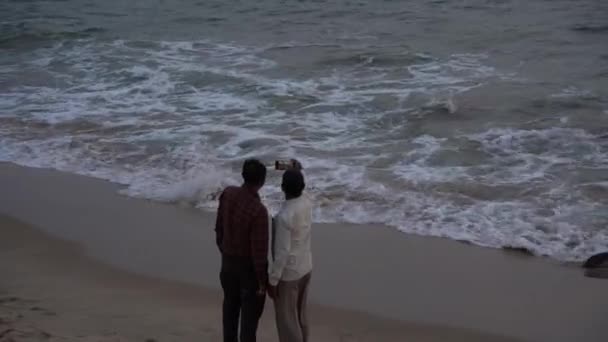Goa India Március 2023 Turisztikai Élvezet Naplementekor Calangute Tengerparton Goa — Stock videók