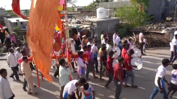 Solapur Maharashtra India March 2023 People Participate Religious Procession Street — Stock Video
