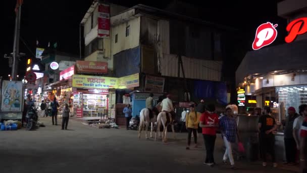 Mahabaleshwar Maharashtra India Марта 2023 Продавец Товаров Туристов Рынке Махабалешвар — стоковое видео