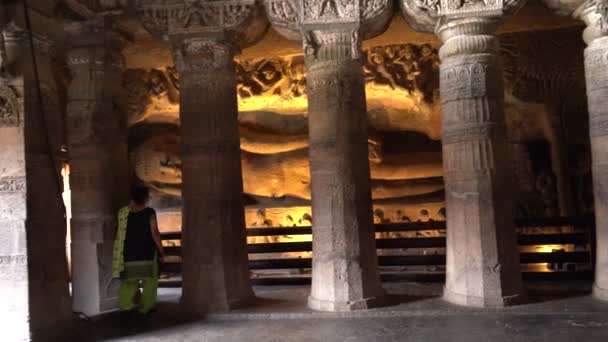 Interiér Jeskyně Ajanta Jeskyně Uctívací Sál Prvky Vihara Design Unesco — Stock video