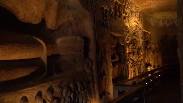 Εσωτερικό Του Σπηλαίου Ajanta Μνημείο Παγκόσμιας Κληρονομιάς Unesco Maharashtra Ινδία — Αρχείο Βίντεο