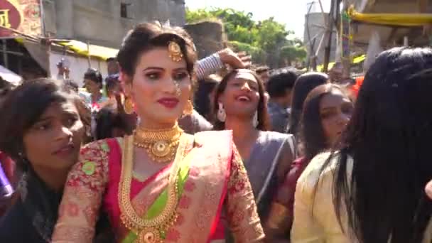 Амвати Хараштра Индия Января 2023 Хиджра Трансгендеры Танцующие Улице Время — стоковое видео
