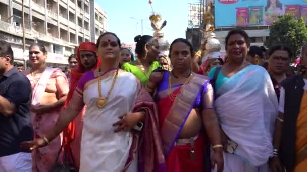 Amravati Maharashtra India 2023 거리에서 히즈라 트랜스젠더 그들은 성별로 사회의 — 비디오