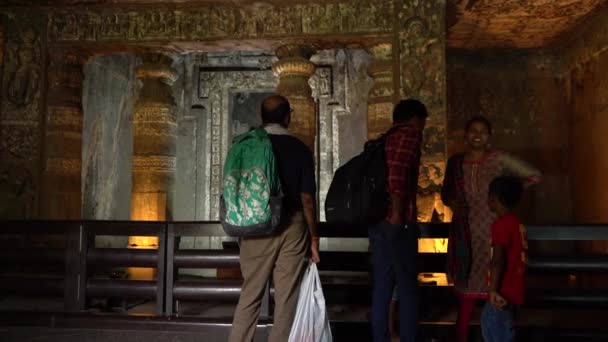 Ajanta Maharashtra Inde Juin 2022 Les Touristes Visitant Les Grottes — Video