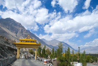 Hindistan 'ın Ladakh dağlarındaki Budist ve Budist manastırı..