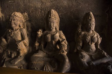 Ellora mağarasında heykel, UNESCO dünya mirası alanı, Hindistan, kaya kesimi monolitik tapınak.