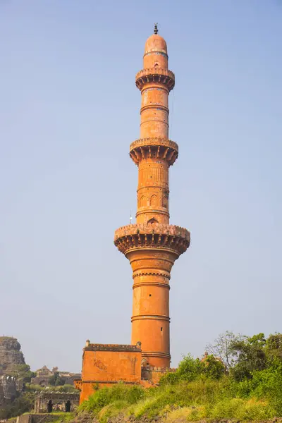 Aurangabad yakınlarındaki Antik Daulatabad kalesi, Maharashtra, Hindistan, MS 14. yüzyılda inşa edildi.