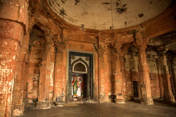 Aurangabad yakınlarındaki Antik Daulatabad kalesi, Maharashtra, Hindistan, MS 14. yüzyılda inşa edildi.