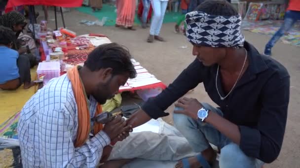 Khajuraho Madhya Pradesh India Maart 2022 Plattelandsmensen Verzamelen Zich Jaarlijkse — Stockvideo